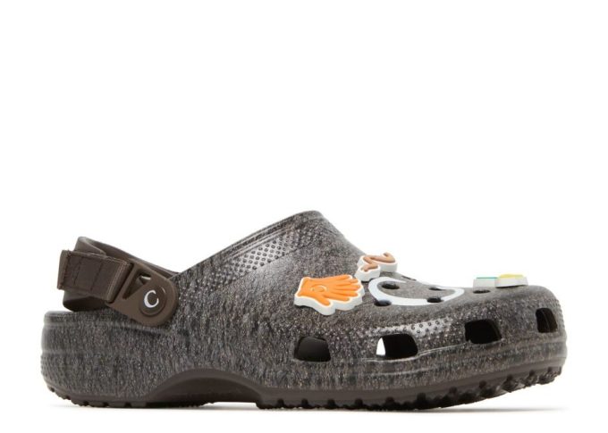 Anwar Morötter x Clog ”Soil – Espresso” Anwar Morötter x Clog ”Soil – Espresso”