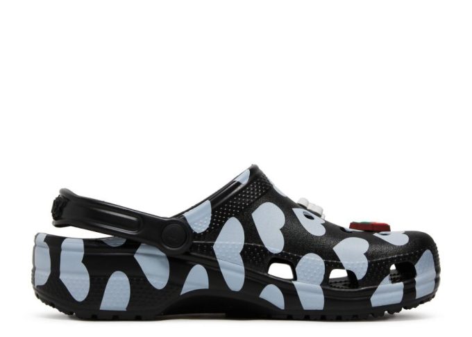 Awake NY x Classic Clog ”Home Is Where The Heart Is – Black” Awake NY x Classic Clog ”Home Is Where The Heart Is – Black”