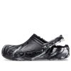 Crocs Baya fodrade marmorerade träskor ”Black Silver” 208333-0C4