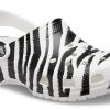 Crocs Classic Clog animal Utskrift Strandsandaler Svart Vit 206676-1DE