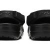 Crocs Classic Clog Cozy Andas strandsandaler Svart 207142-001