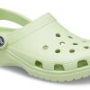 Crocs Classic Crocs Beach Unisex Grågröna sandaler 10001-335