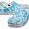 Crocs Classic Duke Print träskor ”Blue White” 210003-4OX