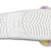 Crocs Classic Fur Sure sandaler med 2 remmar ”White” 207405-100