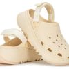 Crocs Classic Hiker Xscape Clog ”Vanilla” 208365-108