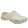 Crocs Echo Wave Clogs ”Mandelfärg” 210521-0LL