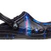 Crocs (GS) Baya-fodrade Galaxy-träskor ”Black Multi” 207654-0C4
