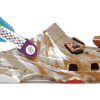 Crocs (GS) Classic Clogs ”Cinnamon Toast Crunch” 207925-2E9