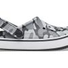 Crocs (GS) Off Court tryckta träskor ”Grå Svart Vit” 209150-066