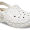 Crocs klassiska fodrade geometriska träskor ”Vita” 210069-100