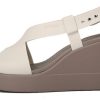 Crocs (WMNS) Brooklyn lätta cementgrå sandaler ”Grå” 206222-16T