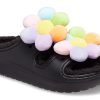 Crocs (WMNS) Classic Cozy Daisy Clogs ”Black Multi” 209240-001