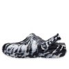 Crocs (WMNS) Classic Fodrade Clog Outdoor Sandaler ”Marmorerad Vit Svart” 207180-103
