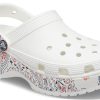 Crocs (WMNS) Classic Platform Americana Paisley Clogs ”White” 207337-94S
