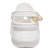 Crocs (WMNS) Clog Outdoor Classic Sports Sandaler Vit 207389-103