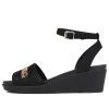 Crocs (WMNS) Kaffesandaler i metall ”Gold Black” 205800-98A