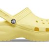 Crocs (WMNS) Klassisk träsko Sportsandaler ”Yellow” 206750-7HD Crocs (WMNS) Klassisk träsko Sportsandaler ”Yellow” 206750-7HD