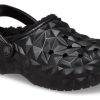 Crocs (WMNS) Klassiska Clog Fodrade Geometriska Skor ”Svarta” 210069-001
