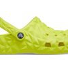 Crocs (WMNS) klassiska geometriska träskor ”Grön” 209563-76M