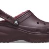 Crocs (WMNS) klassiska plattformsfodrade träskor ”Dark Cherry” 207938-6WD