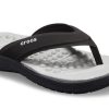 Crocs (WMNS) Reviva flip-flops svart 205473-060