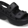 Crocs (WMNS) Skyline dubbsandaler ”Black” 209025-001