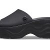 Crocs (WMNS) Skyline Slide Sandals ”Black” 208182-001