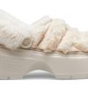 Crocs (WMNS) Stomp Quilted Clogs ”Stucco” 208938-160