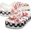 Crocs (WMNS) Tidlösa Clash Roses Blommor Prickar Träsko ”Vit Röd Svart” 205372-97D