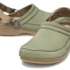 Crocs x Museum of Peace & Quiet Klassiska träskor ”Khaki” 209389-260
