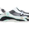 Crocs x Ron Engelska klassiska träskor ”Animal Stripes” 207619-100