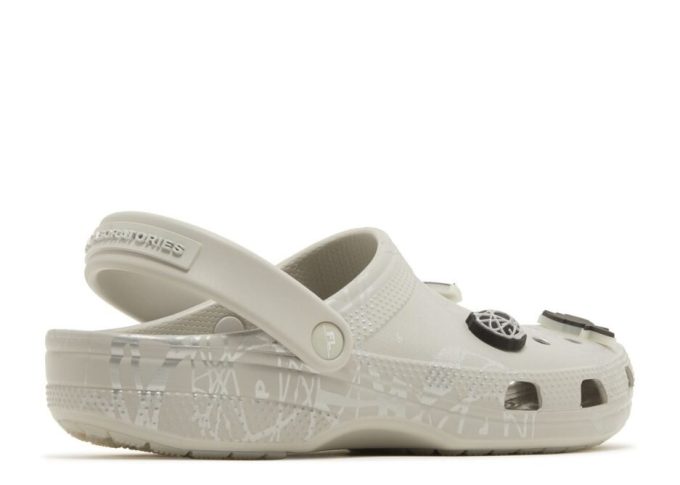 Futura Laboratories x Classic Clog ”Pärlvit” Futura Laboratories x Classic Clog ”Pärlvit”