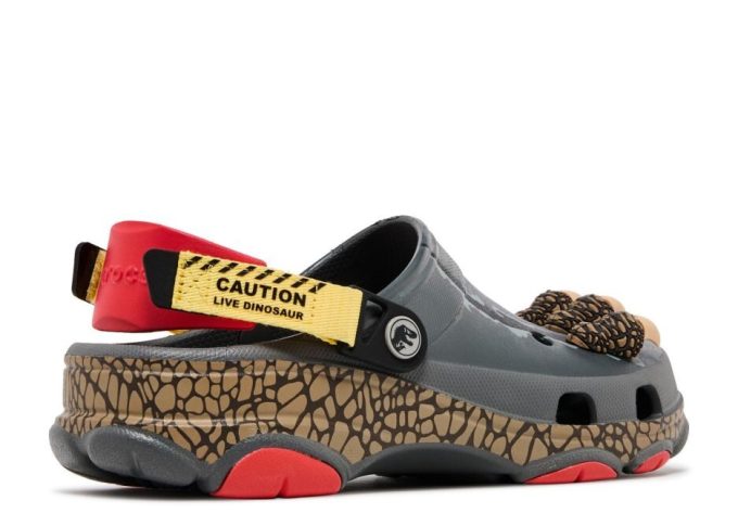 Jurassic World x All-Terrain Clog ”Caution, Live Dinosaur” Jurassic World x All-Terrain Clog ”Caution, Live Dinosaur”