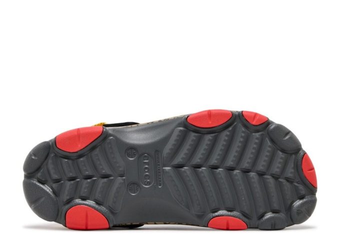 Jurassic World x All-Terrain Clog ”Caution, Live Dinosaur” Jurassic World x All-Terrain Clog ”Caution, Live Dinosaur”