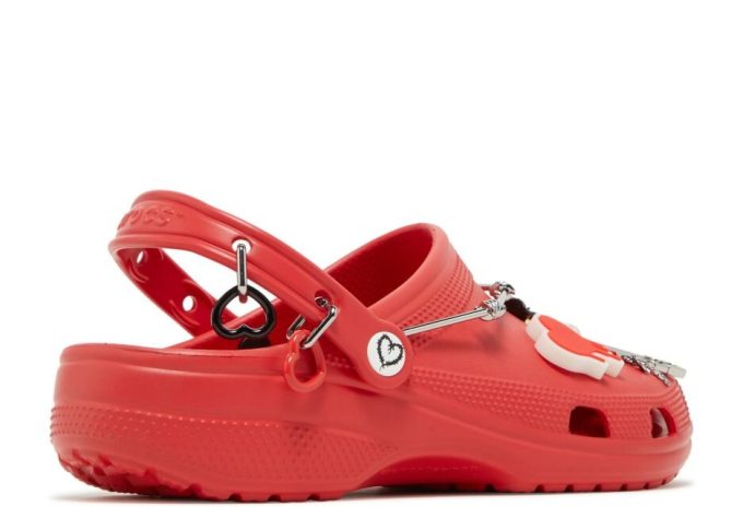 Karol G x Classic Clog ”Metal Hearts”