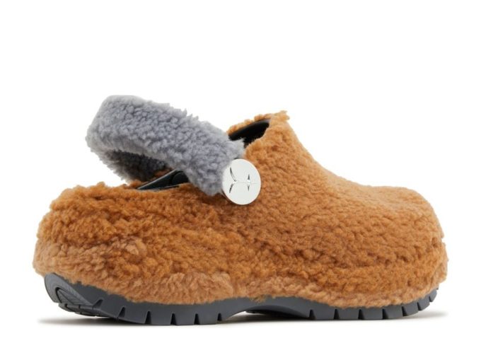 Lil Nas X x Mega Crush Clog ”Brown Sherpa”