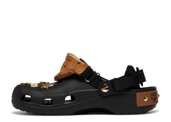 MCM x Classic Clog ”Mini Fanny Pack – Black”