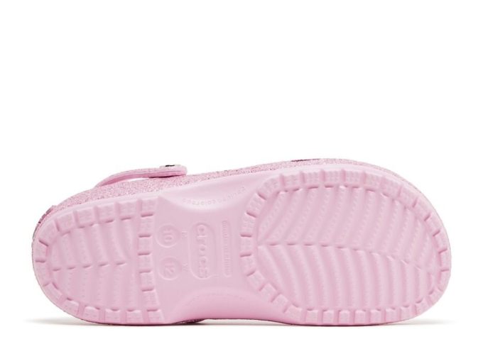 Mean Girls x Classic Clog ”On Wednesdays Wear Wear Pink” Mean Girls x Classic Clog ”On Wednesdays Wear Wear Pink”