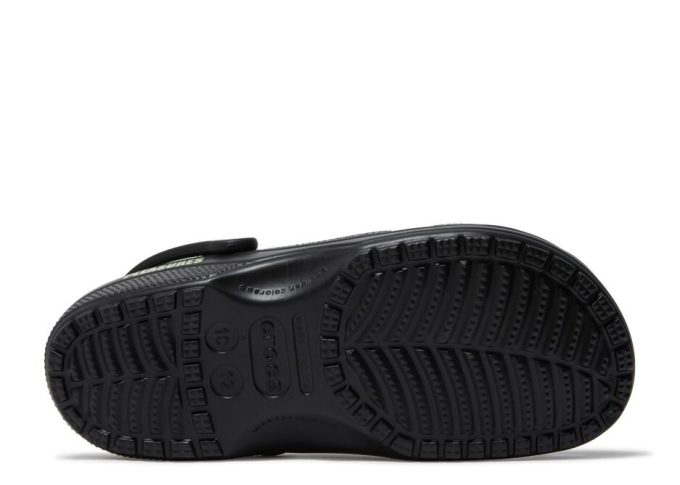 Pleasures x Classic Clog ”Skeleton – Glow in the Dark” Pleasures x Classic Clog ”Skeleton – Glow in the Dark”