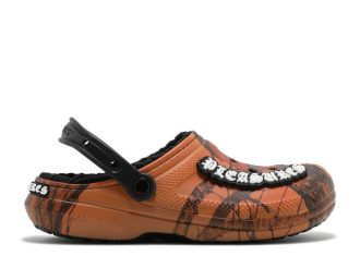 Pleasures x Dylan Clog ”Orange Camo”