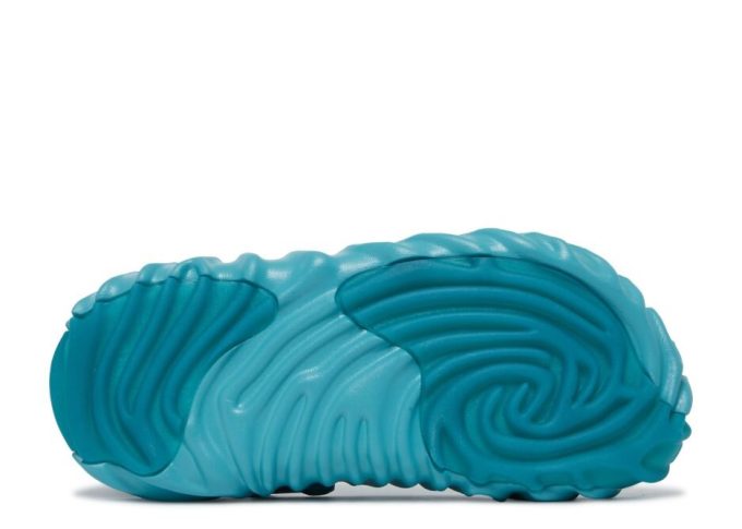 Salehe Bembury x Pollex Clog ”Tide”
