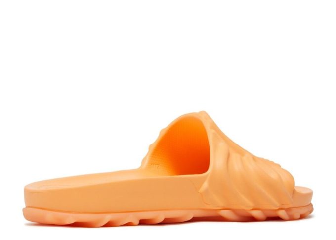 Salehe Bembury x Pollex Slide ”Citrus Milk” Salehe Bembury x Pollex Slide ”Citrus Milk”