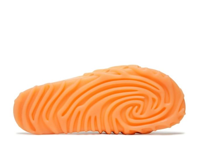 Salehe Bembury x Pollex Slide ”Citrus Milk” Salehe Bembury x Pollex Slide ”Citrus Milk”