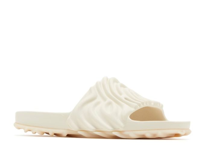 Salehe Bembury x Pollex Slide ”Parsnip” Salehe Bembury x Pollex Slide ”Parsnip”