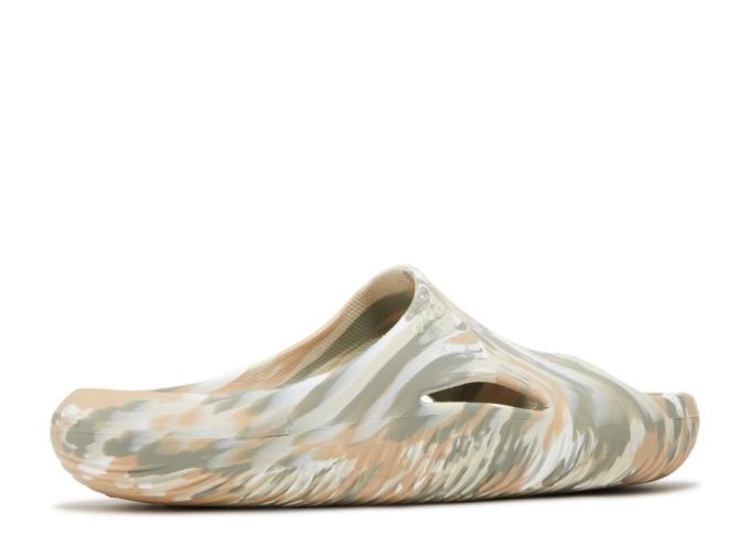 Satisfy x Mellow Slide ”Marble” Satisfy x Mellow Slide ”Marble”