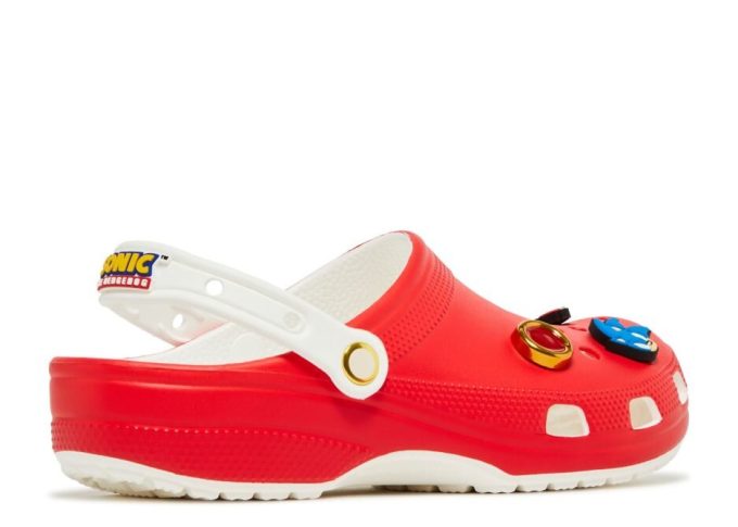 Sonic The Hedgehog x Classic Clog ”Sonic’s Shoes” Sonic The Hedgehog x Classic Clog ”Sonic’s Shoes”